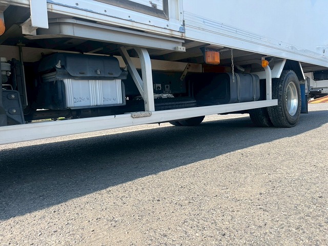 -30℃低温設定★格納式パワーゲート★左スライド扉★3.05トン|中古トラックの販売・買取・査定のアイナビ