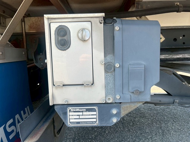 -30℃低温設定★格納式パワーゲート★左スライド扉★3.05トン|中古トラックの販売・買取・査定のアイナビ