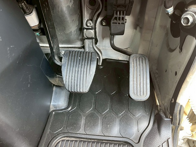 -30℃低温設定★格納式パワーゲート★左スライド扉★3.05トン|中古トラックの販売・買取・査定のアイナビ