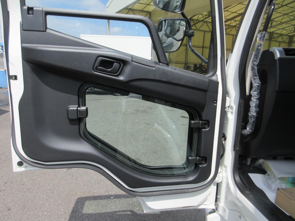 極東製 フックロール 脱着装置付コンテナ専用車 !!|中古トラックの販売・買取・査定のアイナビ