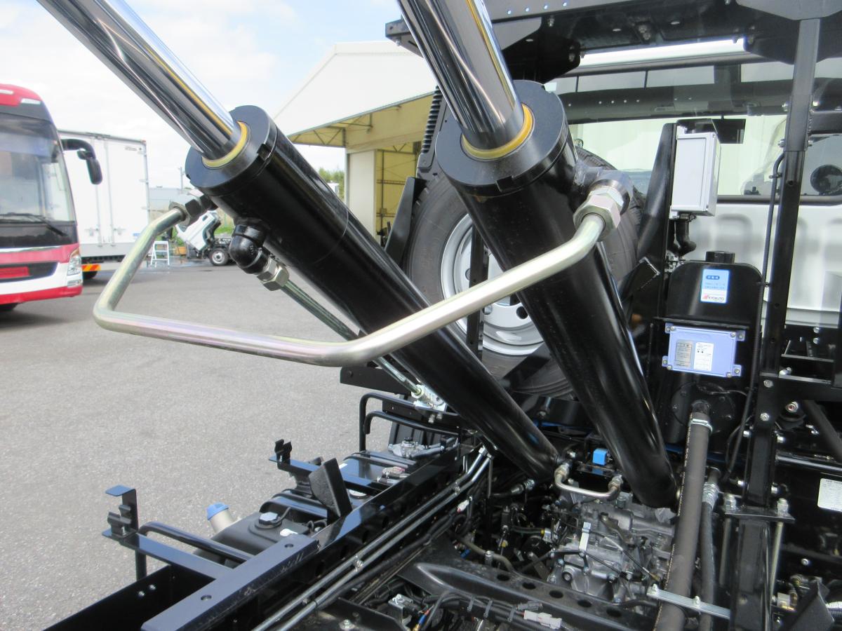 極東製 フックロール 脱着装置付コンテナ専用車 !!|中古トラックの販売・買取・査定のアイナビ