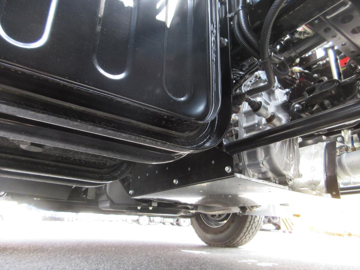 極東製 フックロール 脱着装置付コンテナ専用車 !!|中古トラックの販売・買取・査定のアイナビ