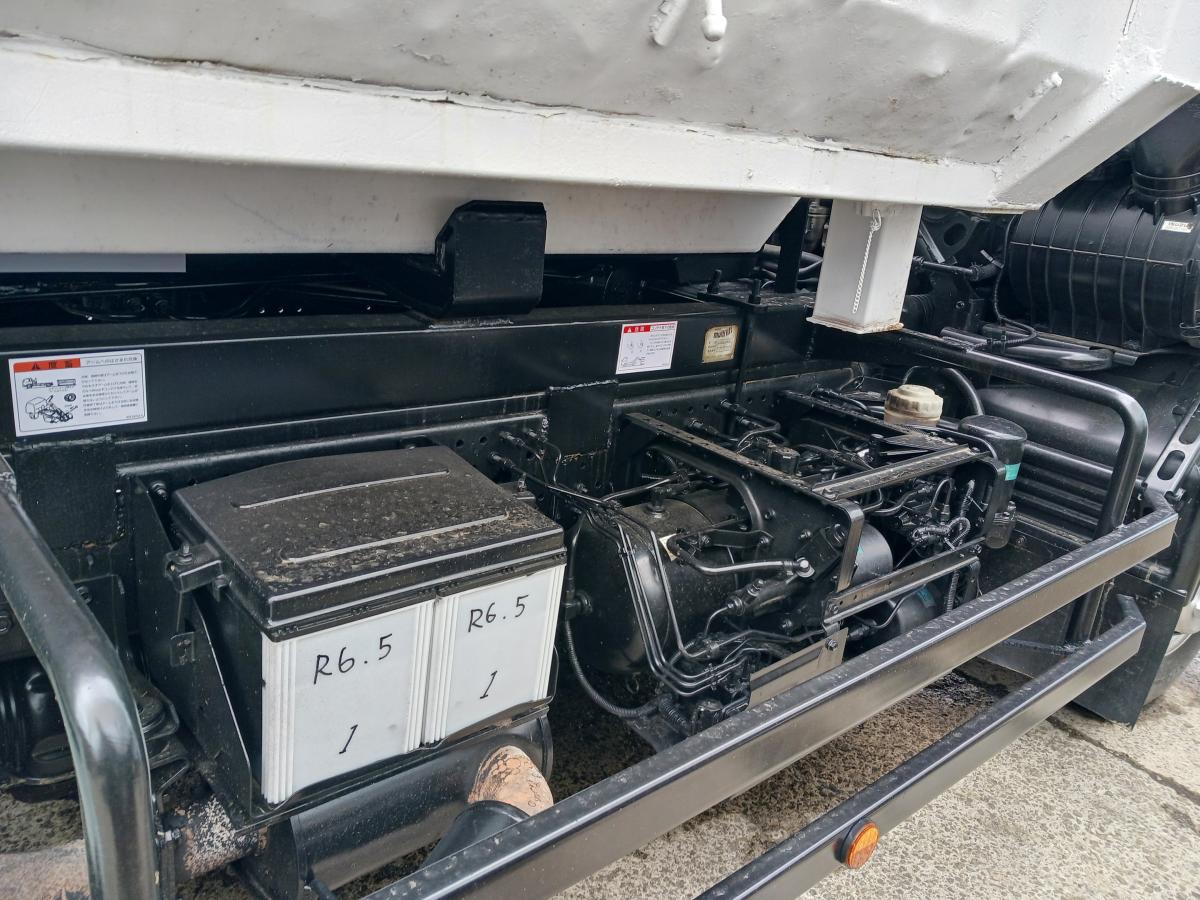 車検付き即戦力アームロール|中古トラックの販売・買取・査定のアイナビ