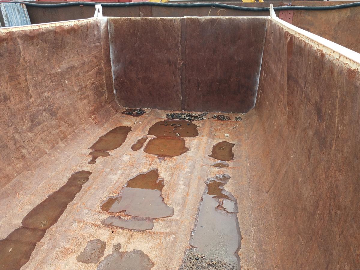 車検付き即戦力アームロール|中古トラックの販売・買取・査定のアイナビ