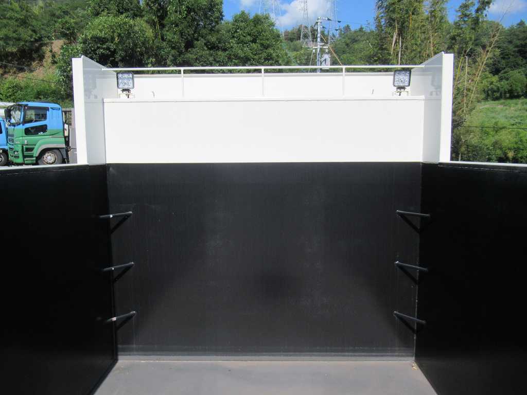 極東 25t 深ダンプ 29立米 ハイルーフ リアドア片開き 7速|中古トラックの販売・買取・査定のアイナビ