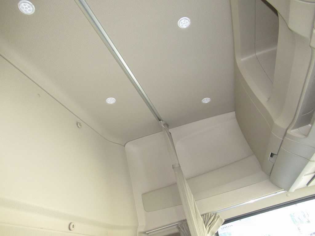 極東 25t 深ダンプ 29立米 ハイルーフ リアドア片開き 7速|中古トラックの販売・買取・査定のアイナビ