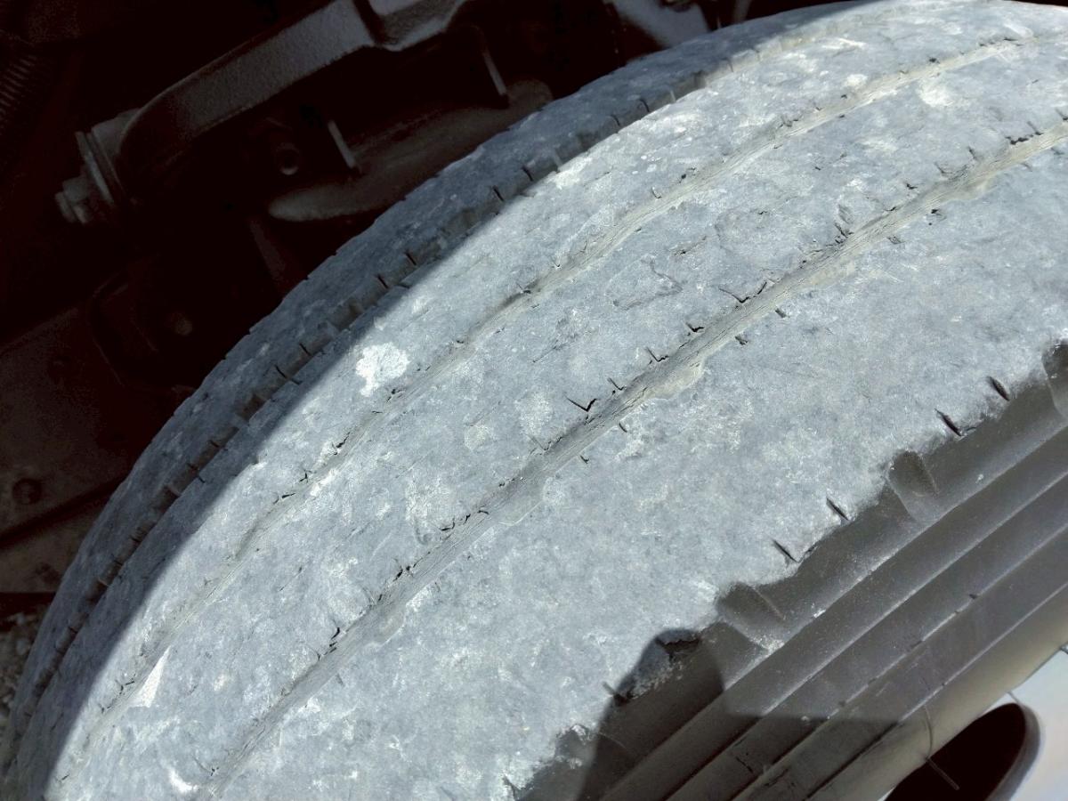 H20年 いすゞエルフ3tフックロール No.1006|中古トラックの販売・買取・査定のアイナビ