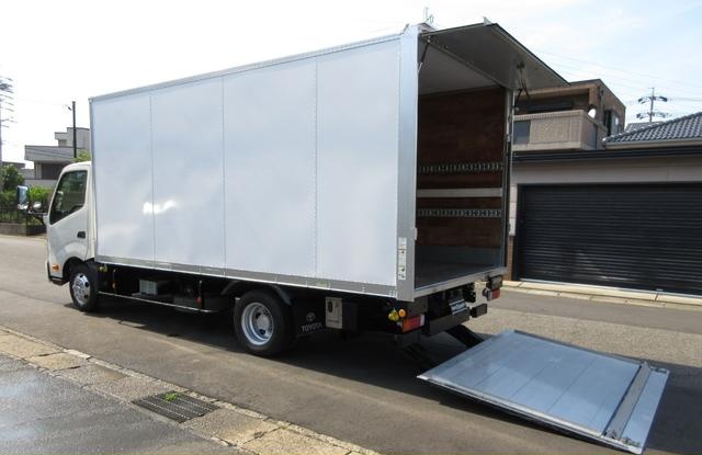 トヨタ バン車|中古トラックの販売・買取・査定のアイナビ