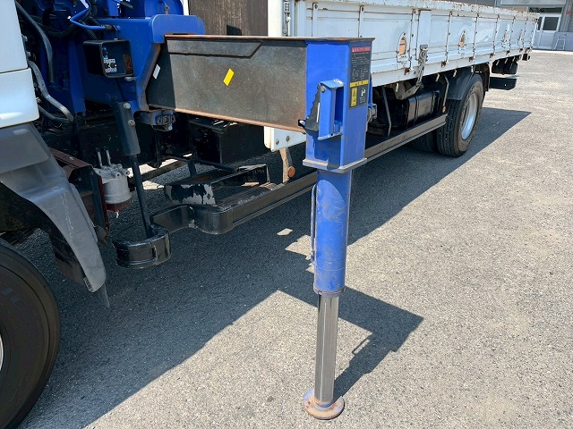 タダノ★4段ラジコン★2.7トン積載★5400ボディ×標準幅★6速MT|中古トラックの販売・買取・査定のアイナビ