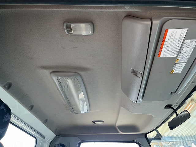 タダノ★4段ラジコン★2.7トン積載★5400ボディ×標準幅★6速MT|中古トラックの販売・買取・査定のアイナビ