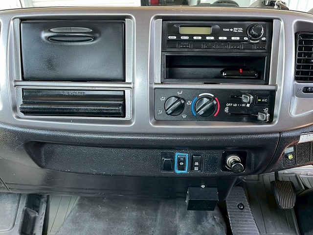 タダノ★4段ラジコン★2.7トン積載★5400ボディ×標準幅★6速MT|中古トラックの販売・買取・査定のアイナビ