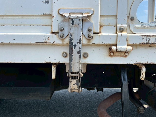 タダノ★4段ラジコン★2.7トン積載★5400ボディ×標準幅★6速MT|中古トラックの販売・買取・査定のアイナビ