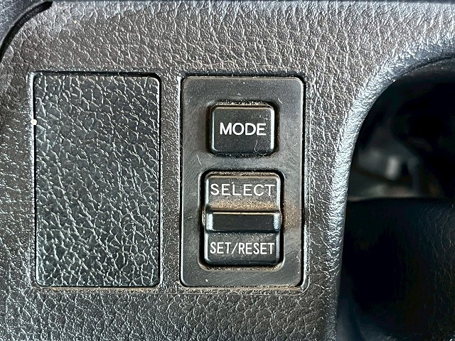 タダノ★4段ラジコン★2.7トン積載★5400ボディ×標準幅★6速MT|中古トラックの販売・買取・査定のアイナビ