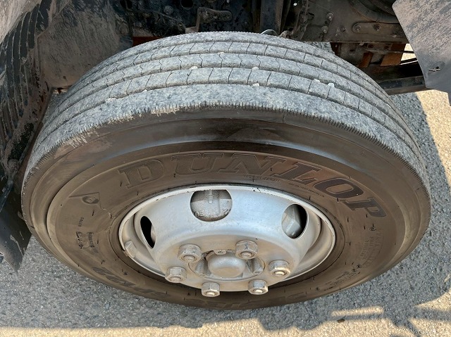 タダノ★4段ラジコン★2.7トン積載★5400ボディ×標準幅★6速MT|中古トラックの販売・買取・査定のアイナビ