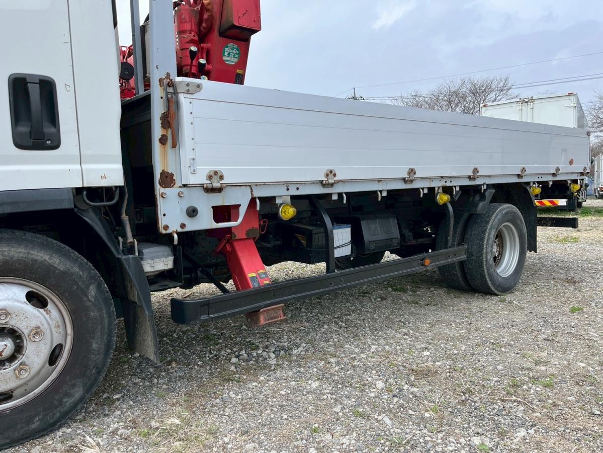 アルミブロック簡易クレーン古河ユニック3トン積載|中古トラックの販売・買取・査定のアイナビ