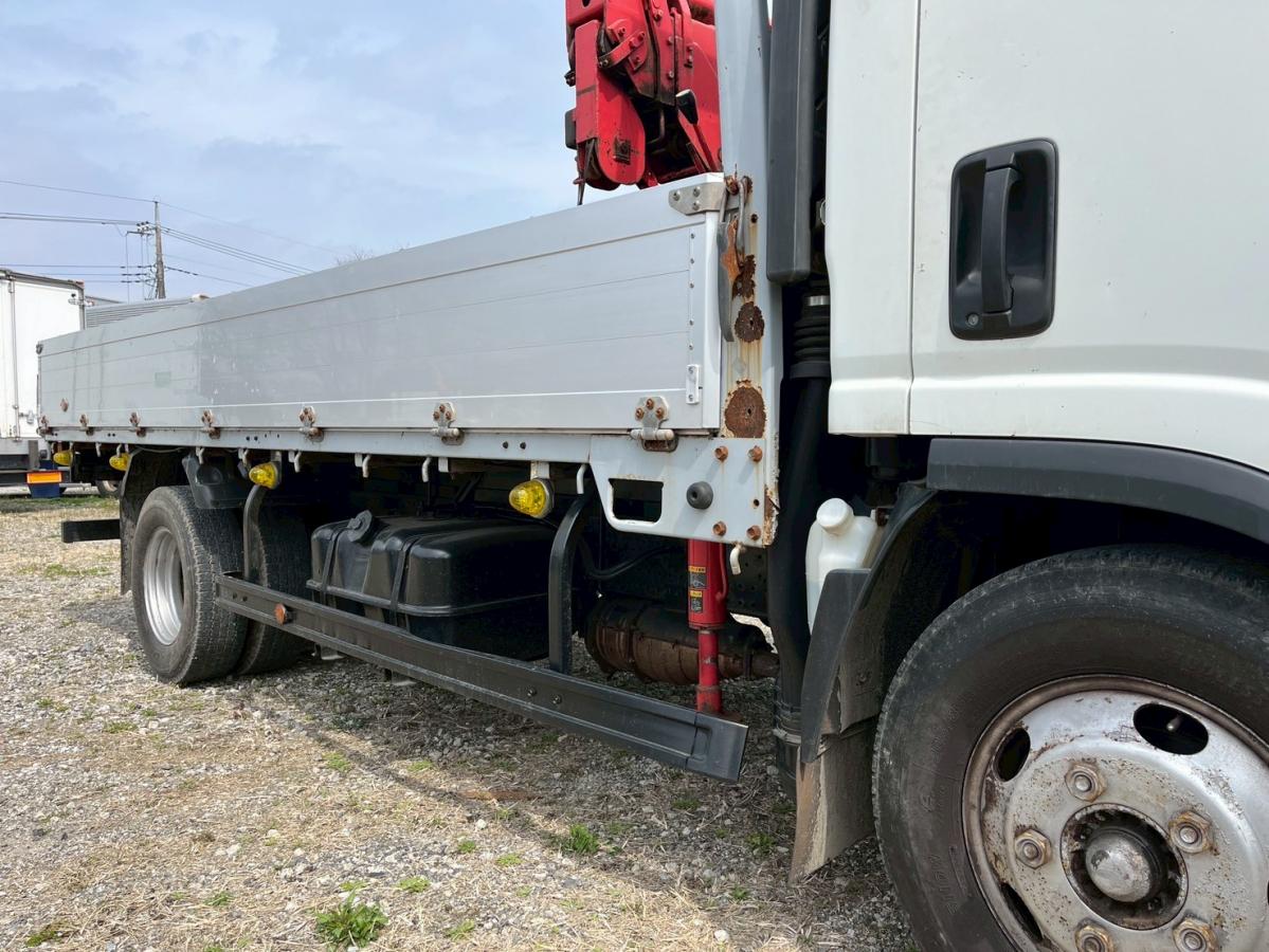 アルミブロック簡易クレーン古河ユニック3トン積載|中古トラックの販売・買取・査定のアイナビ