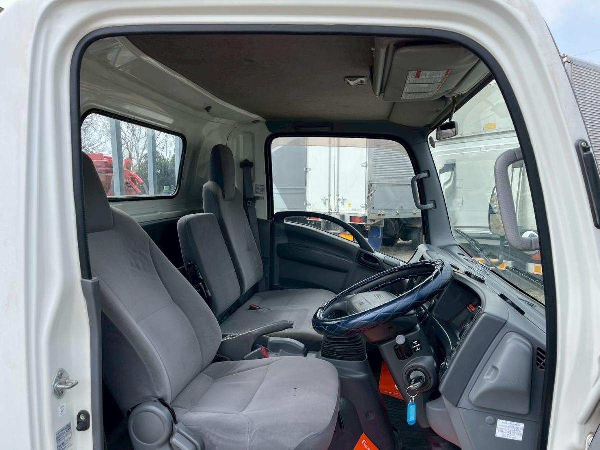 アルミブロック簡易クレーン古河ユニック3トン積載|中古トラックの販売・買取・査定のアイナビ