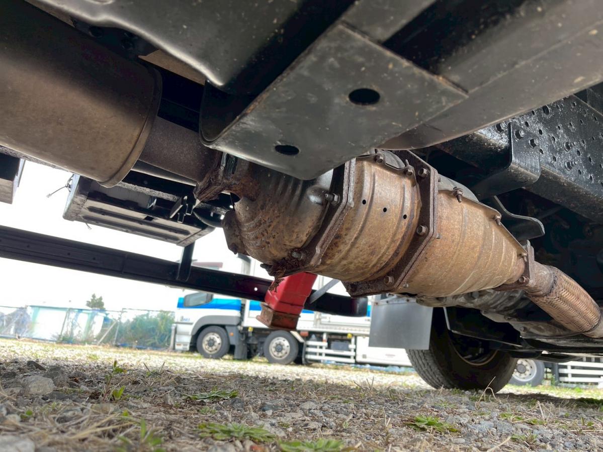 アルミブロック簡易クレーン古河ユニック3トン積載|中古トラックの販売・買取・査定のアイナビ