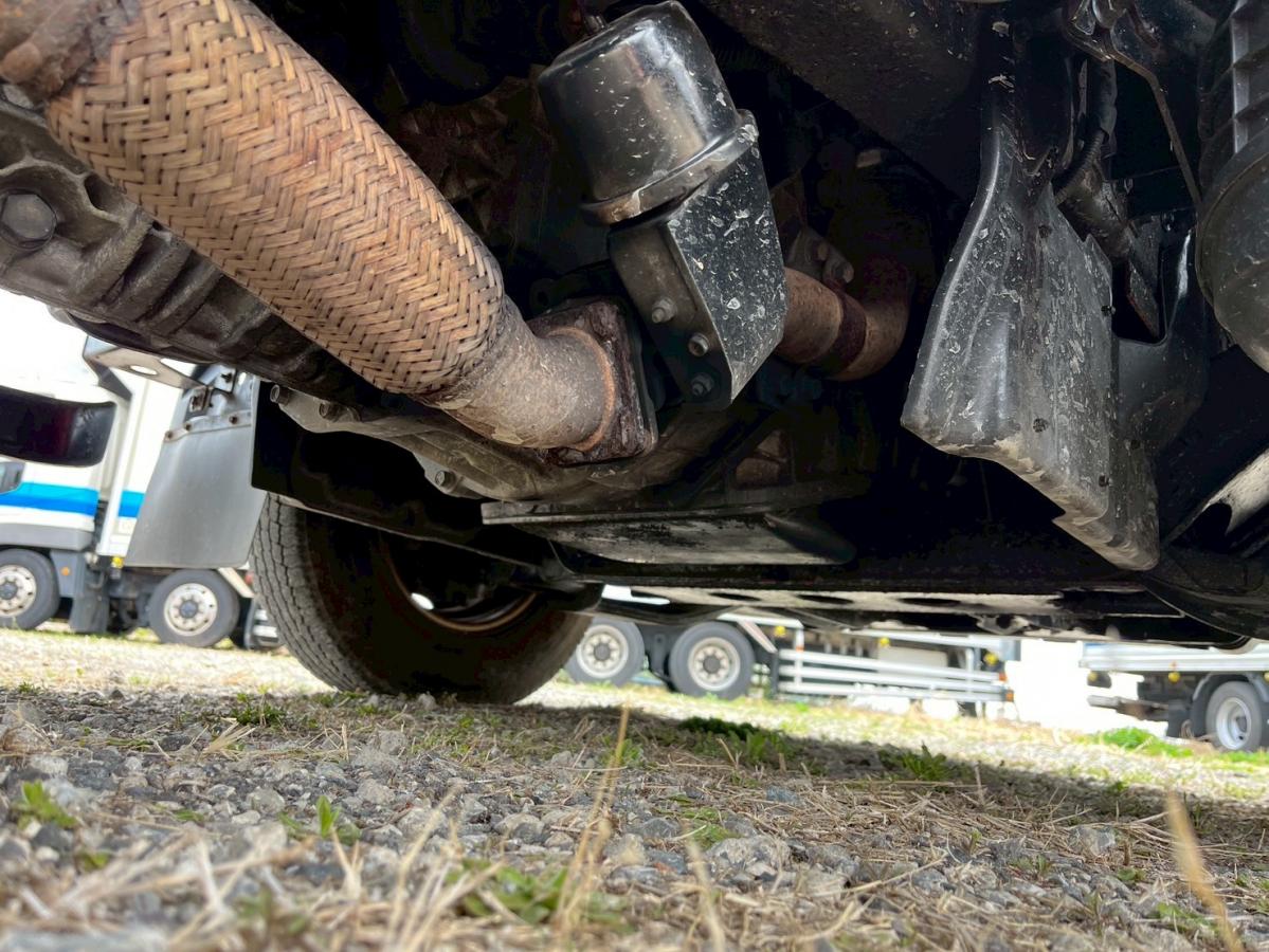 アルミブロック簡易クレーン古河ユニック3トン積載|中古トラックの販売・買取・査定のアイナビ