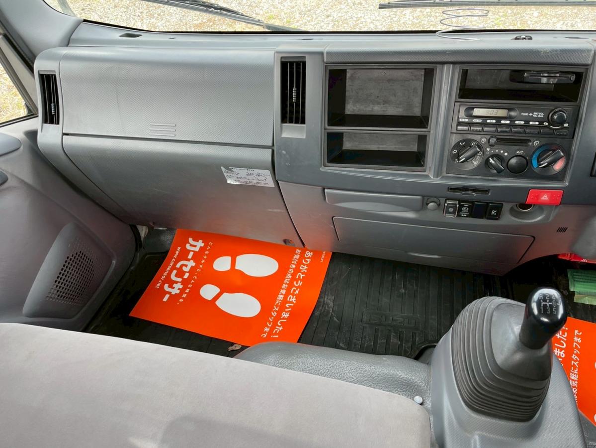 アルミブロック簡易クレーン古河ユニック3トン積載|中古トラックの販売・買取・査定のアイナビ