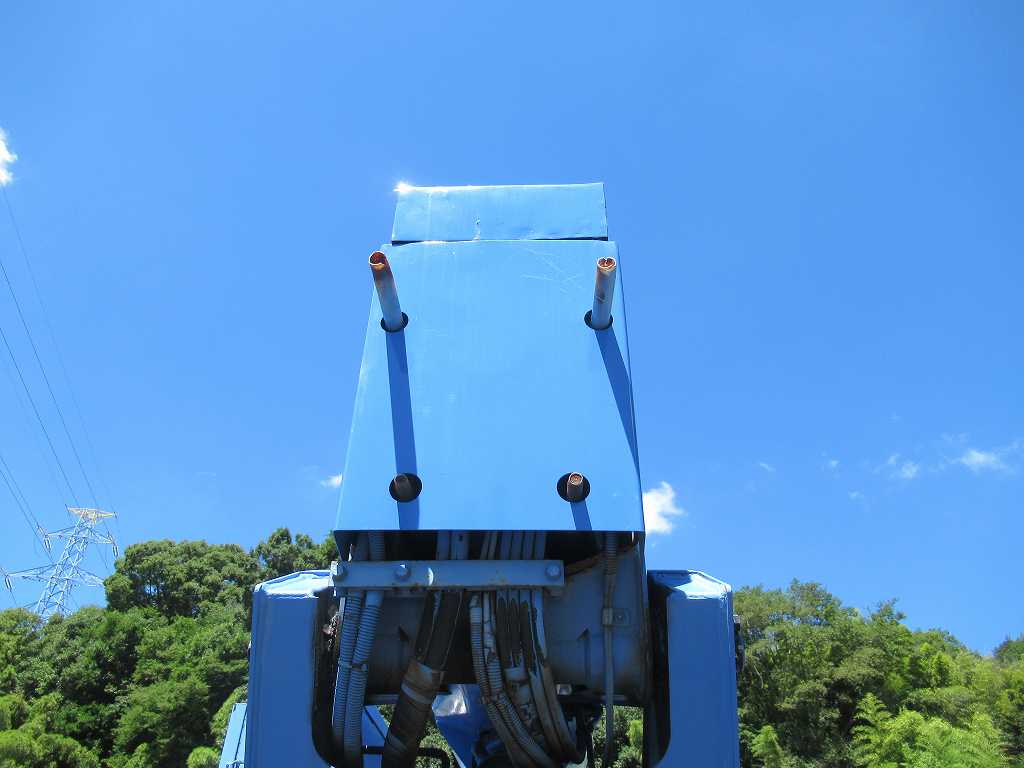 高所作業車 最大地上高32.2ⅿ 積載荷重250㎏ タダノAT-320TG|中古トラックの販売・買取・査定のアイナビ