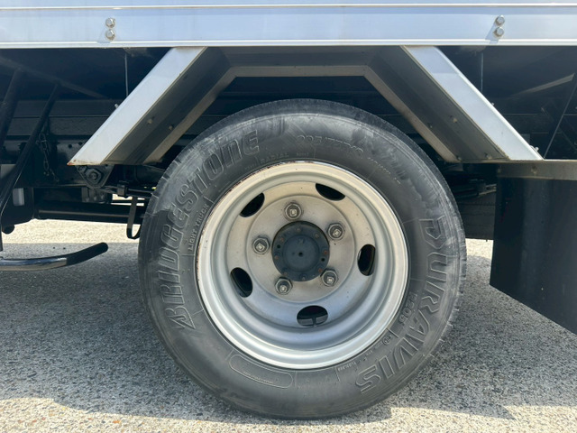 【新入荷!!跳上PG×ハイブリッド車】日野/デュトロ|中古トラックの販売・買取・査定のアイナビ