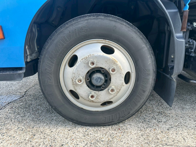 【新入荷!!跳上PG×ハイブリッド車】日野/デュトロ|中古トラックの販売・買取・査定のアイナビ