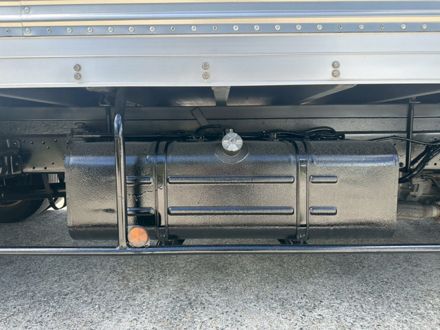 【新入荷!!跳上PG×ハイブリッド車】日野/デュトロ|中古トラックの販売・買取・査定のアイナビ