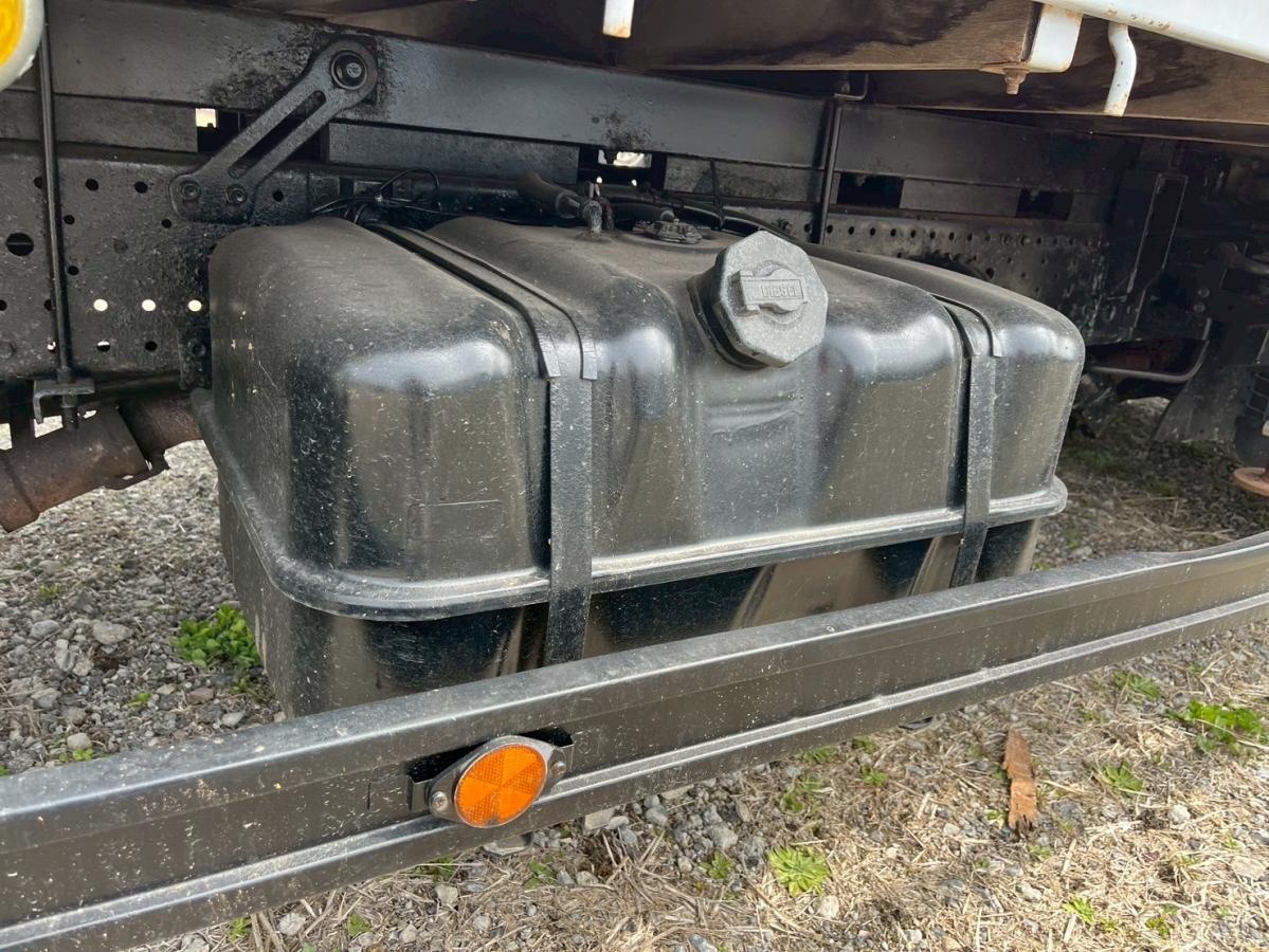 アルミブロック簡易クレーン古河ユニック3トン積載|中古トラックの販売・買取・査定のアイナビ