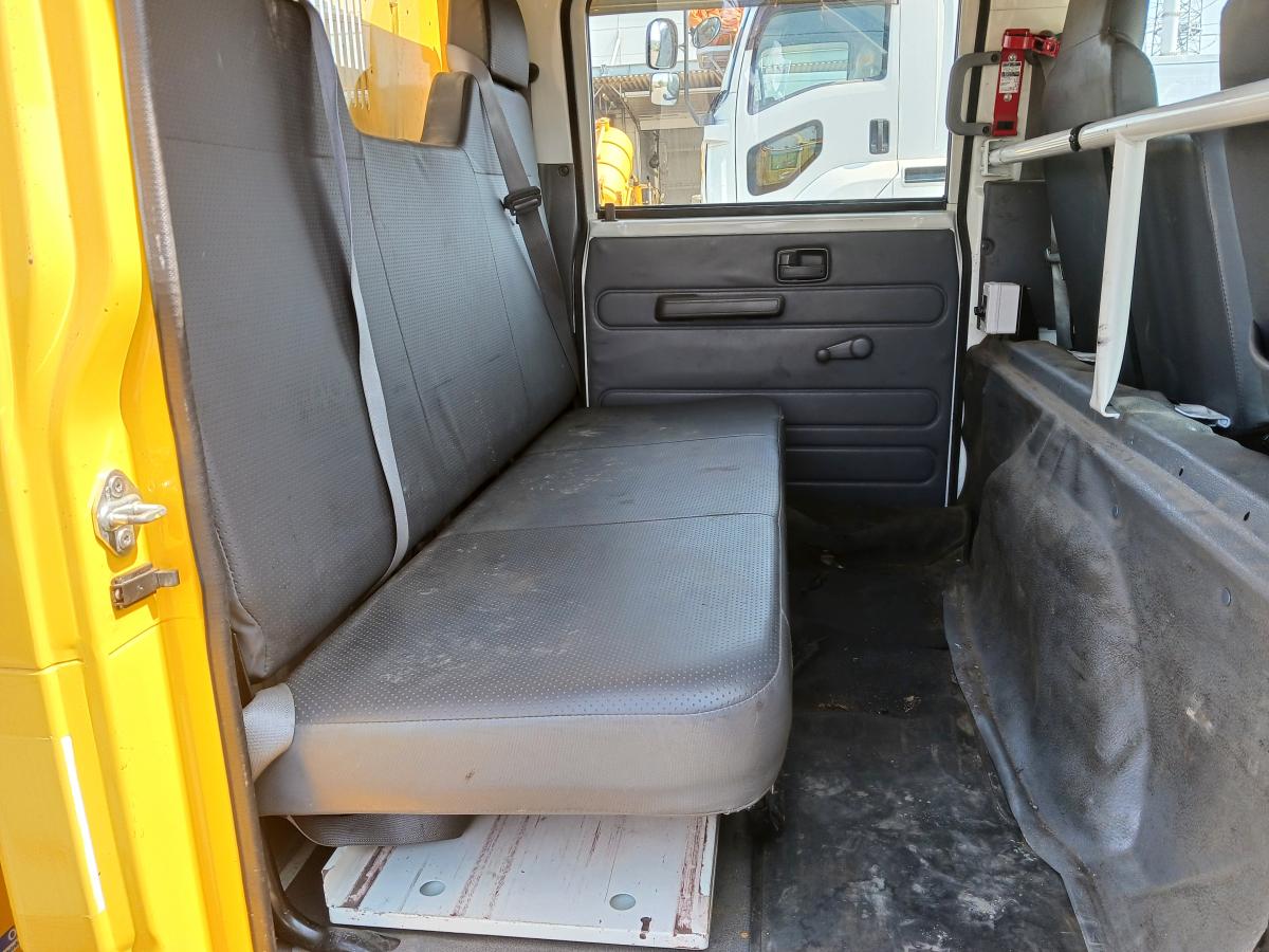 Wキャブ6人+ダンプ、オプション多数|中古トラックの販売・買取・査定のアイナビ