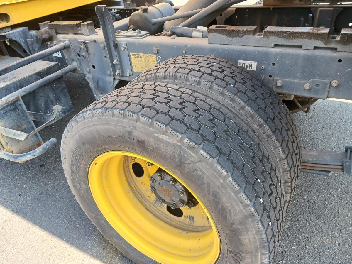 Wキャブ6人+ダンプ、オプション多数|中古トラックの販売・買取・査定のアイナビ