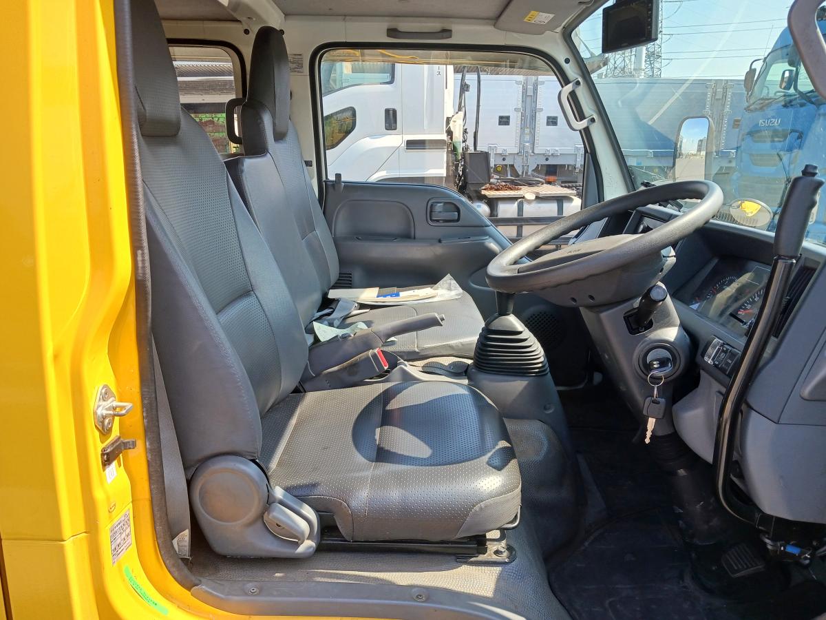 Wキャブ6人+ダンプ、オプション多数|中古トラックの販売・買取・査定のアイナビ