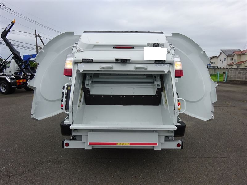 プレス 4.3㎥ 未使用|中古トラックの販売・買取・査定のアイナビ