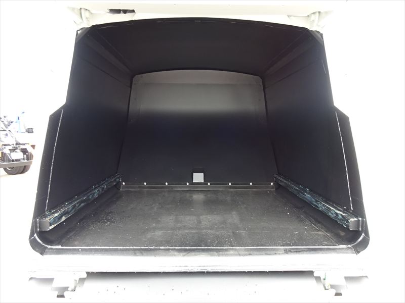 プレス 4.3㎥ 未使用|中古トラックの販売・買取・査定のアイナビ