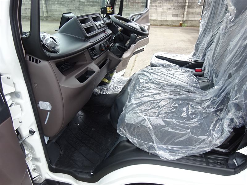 プレス 4.3㎥ 未使用|中古トラックの販売・買取・査定のアイナビ