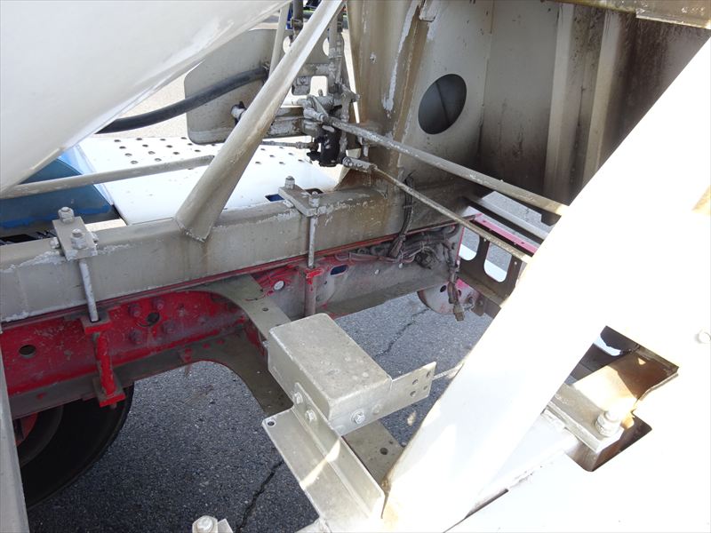 増tミキサー 混合2.2㎥|中古トラックの販売・買取・査定のアイナビ