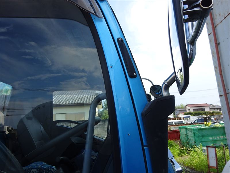 増tミキサー 混合2.2㎥|中古トラックの販売・買取・査定のアイナビ