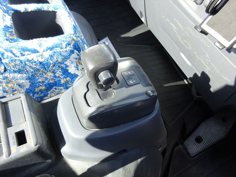 増tミキサー 混合2.2㎥|中古トラックの販売・買取・査定のアイナビ