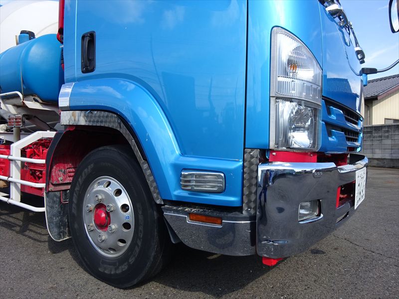 増tミキサー 混合2.2㎥|中古トラックの販売・買取・査定のアイナビ