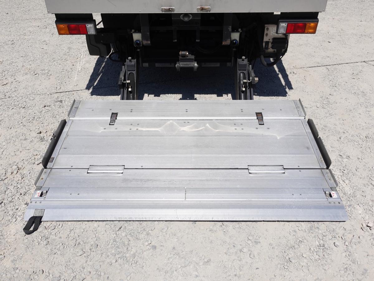 パワーゲート1t-30度低温冷蔵冷凍ワイドロング|中古トラックの販売・買取・査定のアイナビ