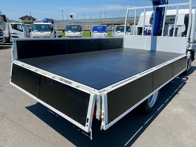 ワイドロングフックイン2.63t距離浅175馬力デュオニック|中古トラックの販売・買取・査定のアイナビ