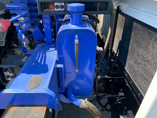 ワイドロングフックイン2.63t距離浅175馬力デュオニック|中古トラックの販売・買取・査定のアイナビ