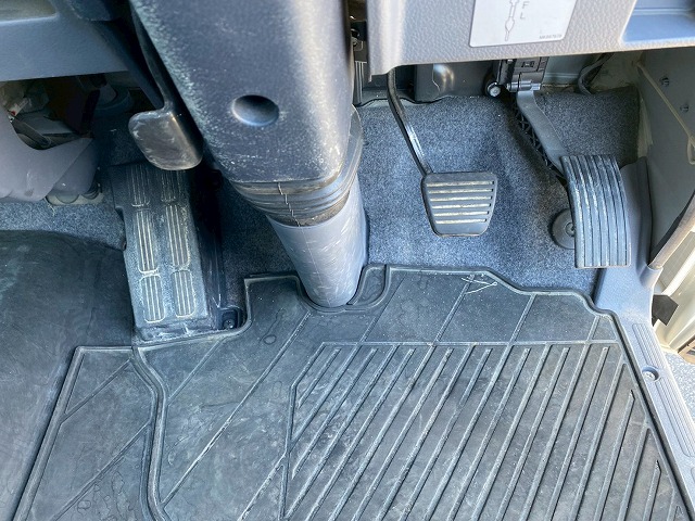 ワイドロングフックイン2.63t距離浅175馬力デュオニック|中古トラックの販売・買取・査定のアイナビ