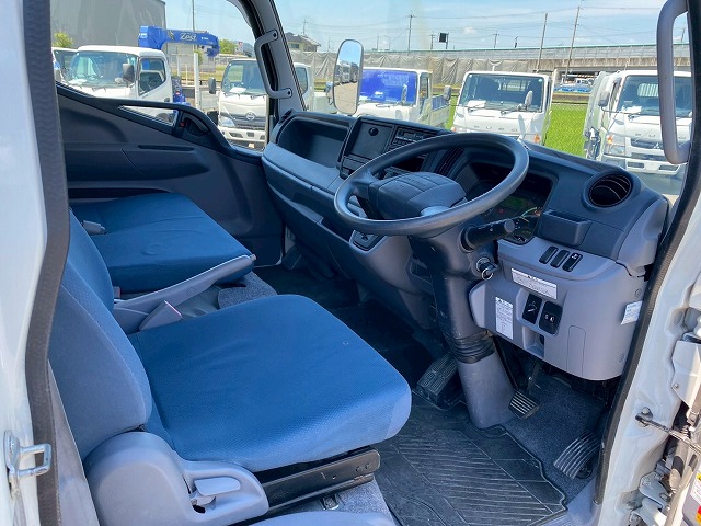 ワイドロングフックイン2.63t距離浅175馬力デュオニック|中古トラックの販売・買取・査定のアイナビ