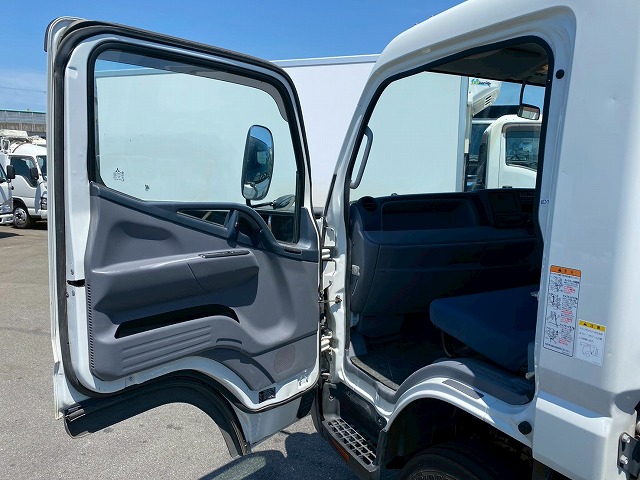 ワイドロングフックイン2.63t距離浅175馬力デュオニック|中古トラックの販売・買取・査定のアイナビ