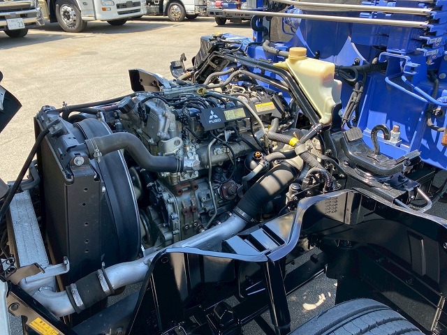 ワイドロングフックイン2.63t距離浅175馬力デュオニック|中古トラックの販売・買取・査定のアイナビ