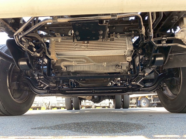 ワイドロングフックイン2.63t距離浅175馬力デュオニック|中古トラックの販売・買取・査定のアイナビ