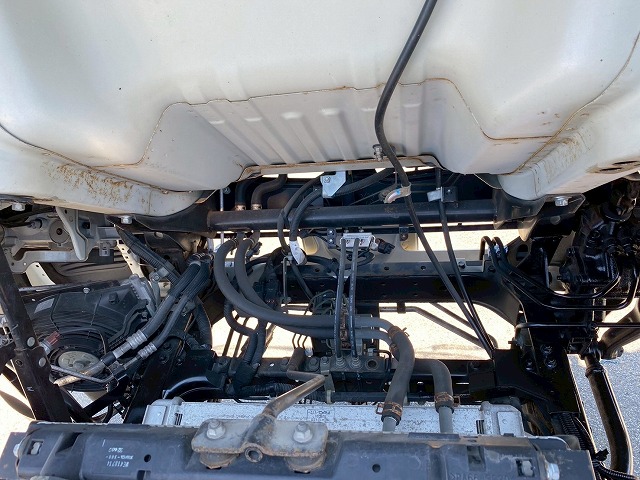 ワイドロングフックイン2.63t距離浅175馬力デュオニック|中古トラックの販売・買取・査定のアイナビ