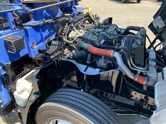 ワイドロングフックイン2.63t距離浅175馬力デュオニック|中古トラックの販売・買取・査定のアイナビ