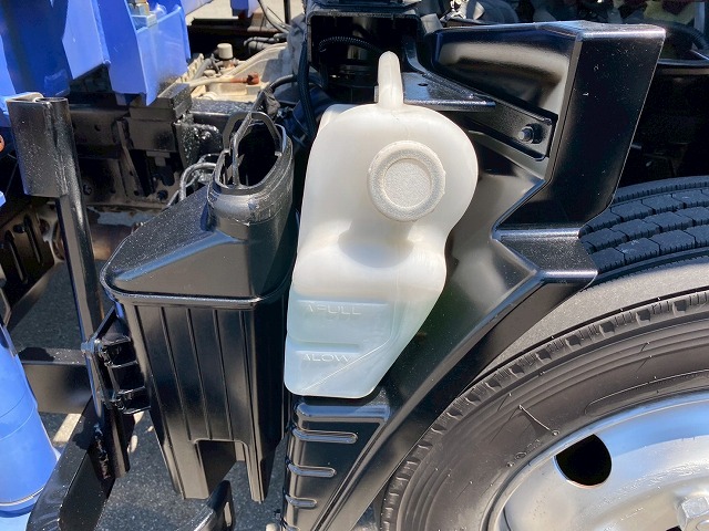 ワイドロングフックイン2.63t距離浅175馬力デュオニック|中古トラックの販売・買取・査定のアイナビ